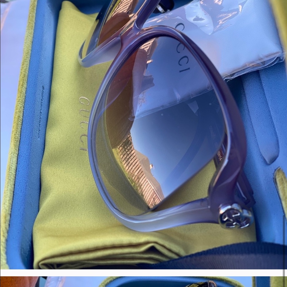 Gucci sunglasses 🕶💓💓 - Picture 9 of 9